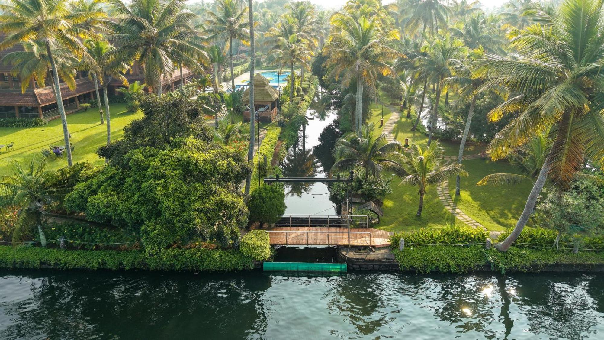 Lakesong Resort Kumarakom Exterior foto