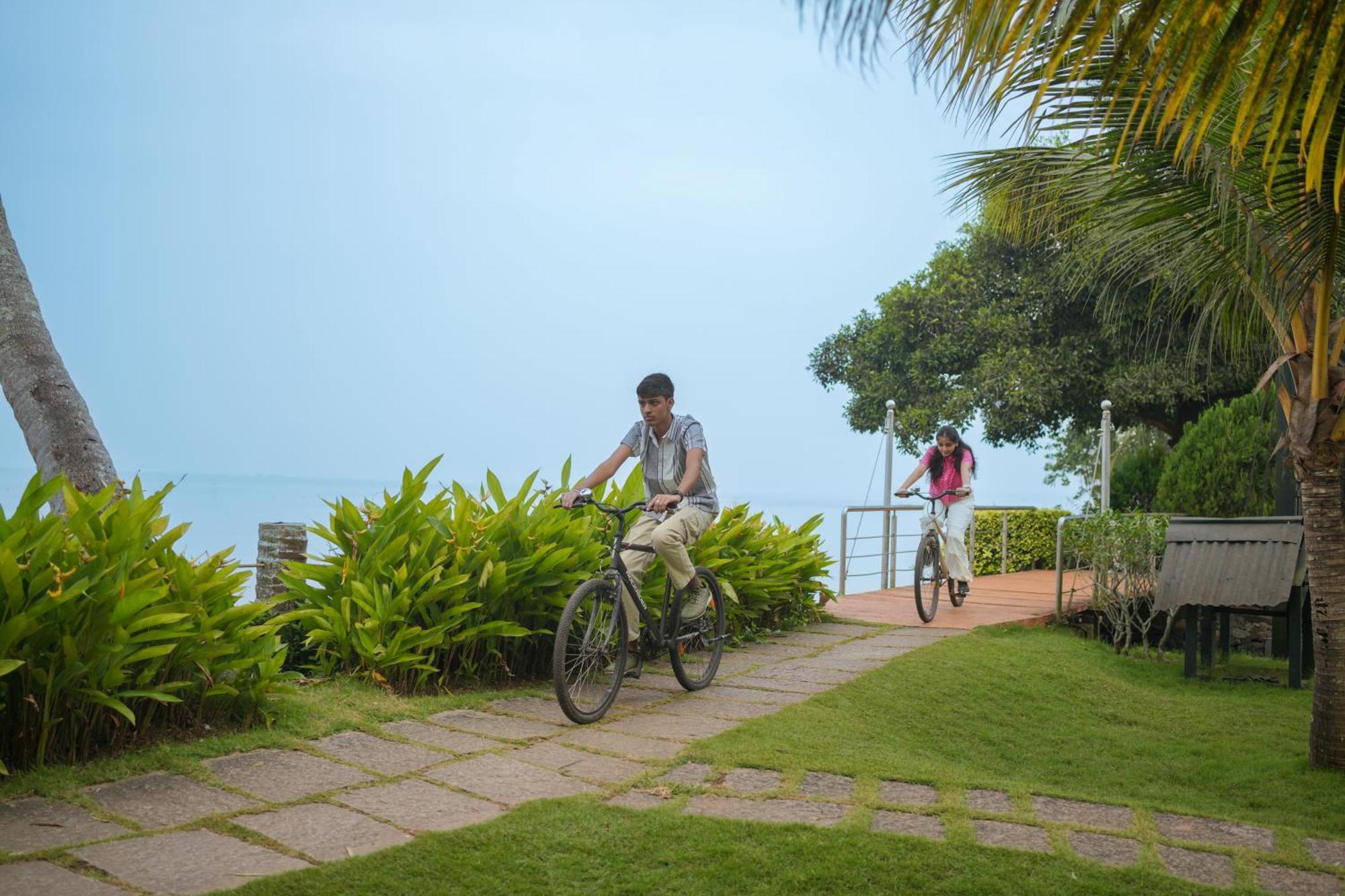 Lakesong Resort Kumarakom Exterior foto